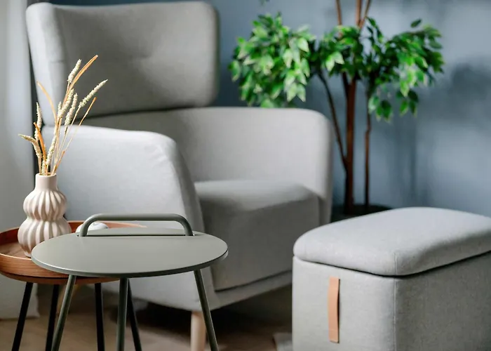 Apartamento Przestronny Z Biurkiem W Centrum Poznania Blisko Rynku I Parku By Renters *