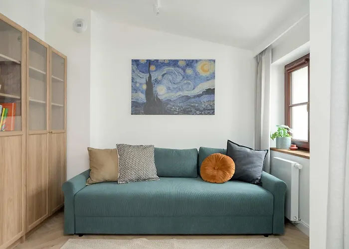 Apartamento Przestronny Z Biurkiem W Centrum Poznania Blisko Rynku I Parku By Renters Poznan